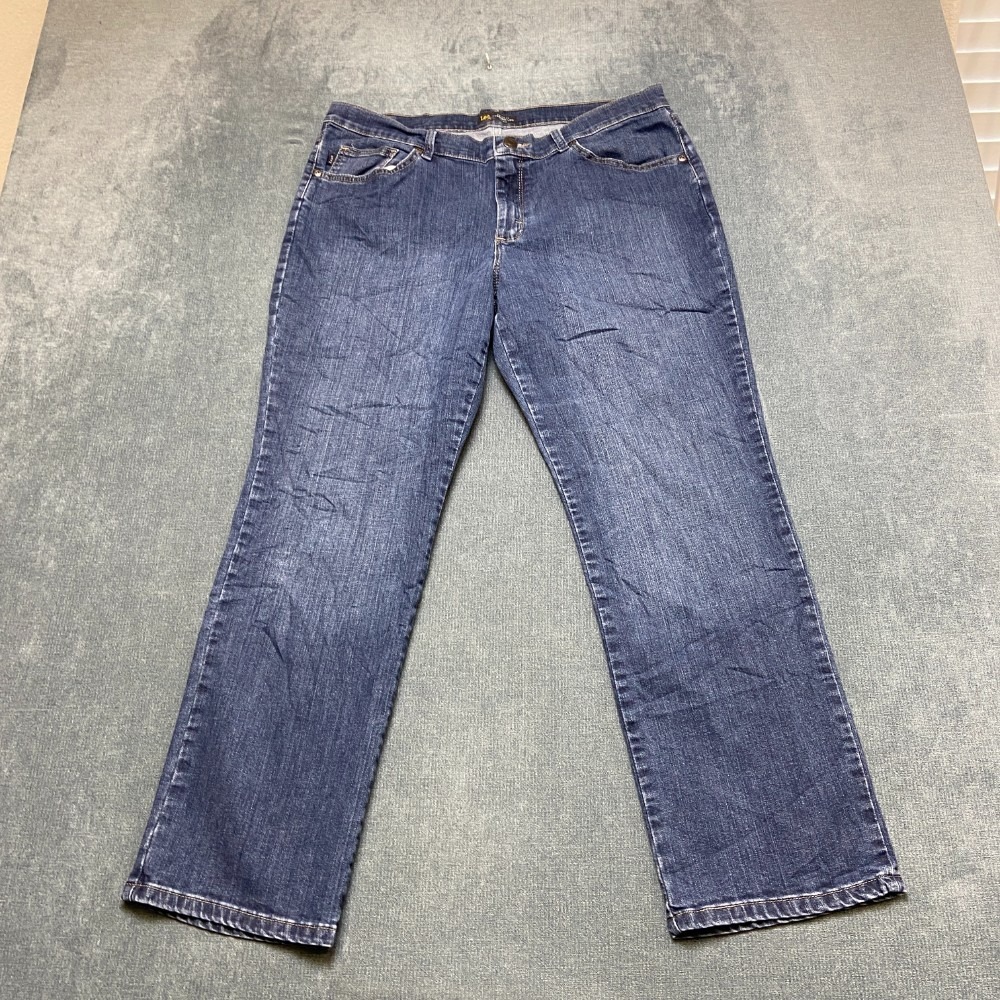 Lee Jeans Womens 16 Blue Denim Cotton Stretch Mid Rise Relaxed Fit Straight Leg